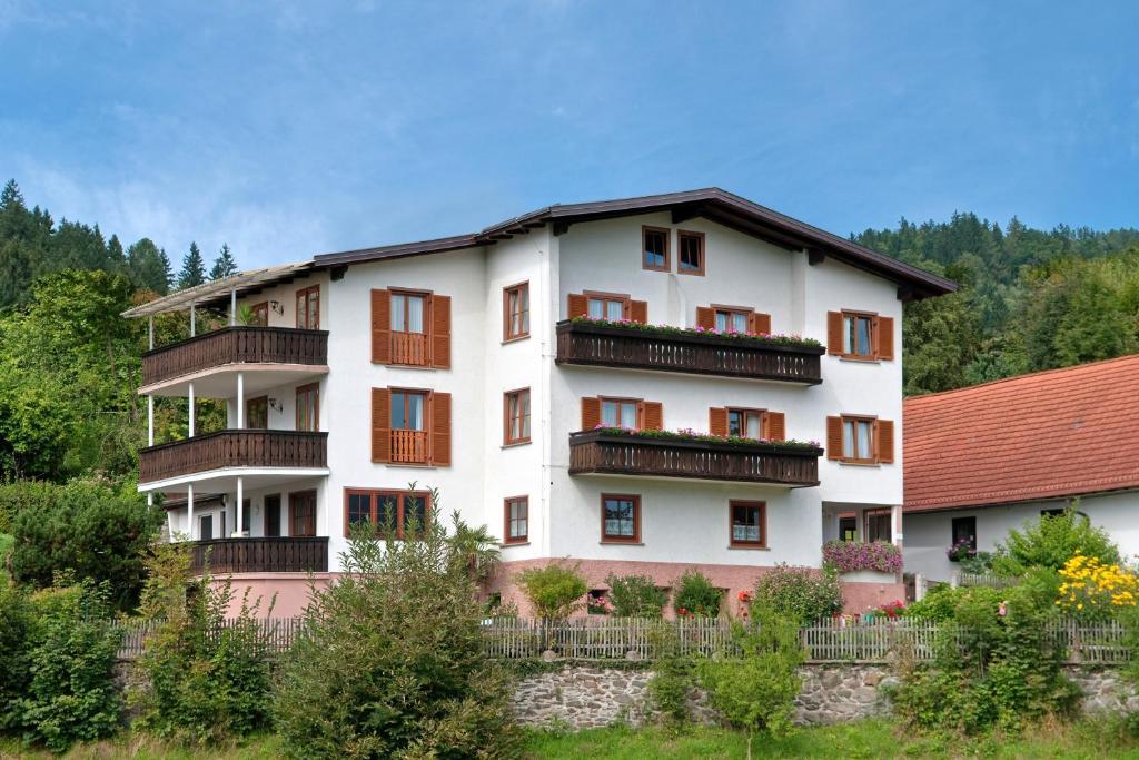 Schützenhof Aparthotel Sattendorf Exterior foto